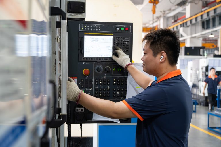 La Chine établit une orientation économique pour H2 2025 après des gains H1 solides