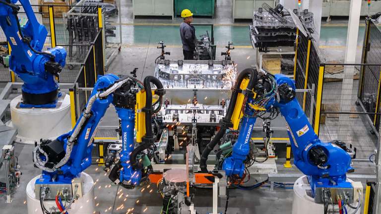 L&rsquo;économie chinoise augmente régulièrement en juillet à mesure que le secteur de la haute technologie accélère