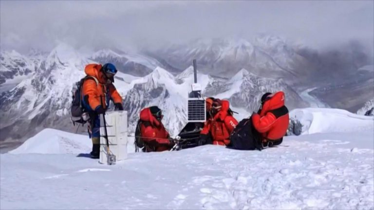L&rsquo;expédition du plateau de Qinghai-Xizang vise à raconter l&rsquo;histoire des glaciers