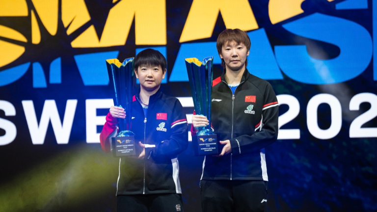Sun Yingsha, Wang Manyu remporter le titre de double féminin à WTT Europe Smash