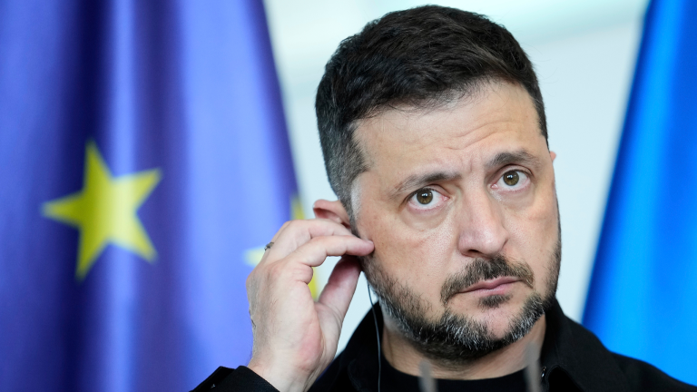 Zelenskyy pour rencontrer Trump lundi après le sommet américain de la Russie