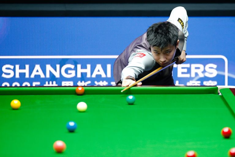 Zhao Xintong Tops Chris Wakelin au World Snooker Tour Shanghai Masters