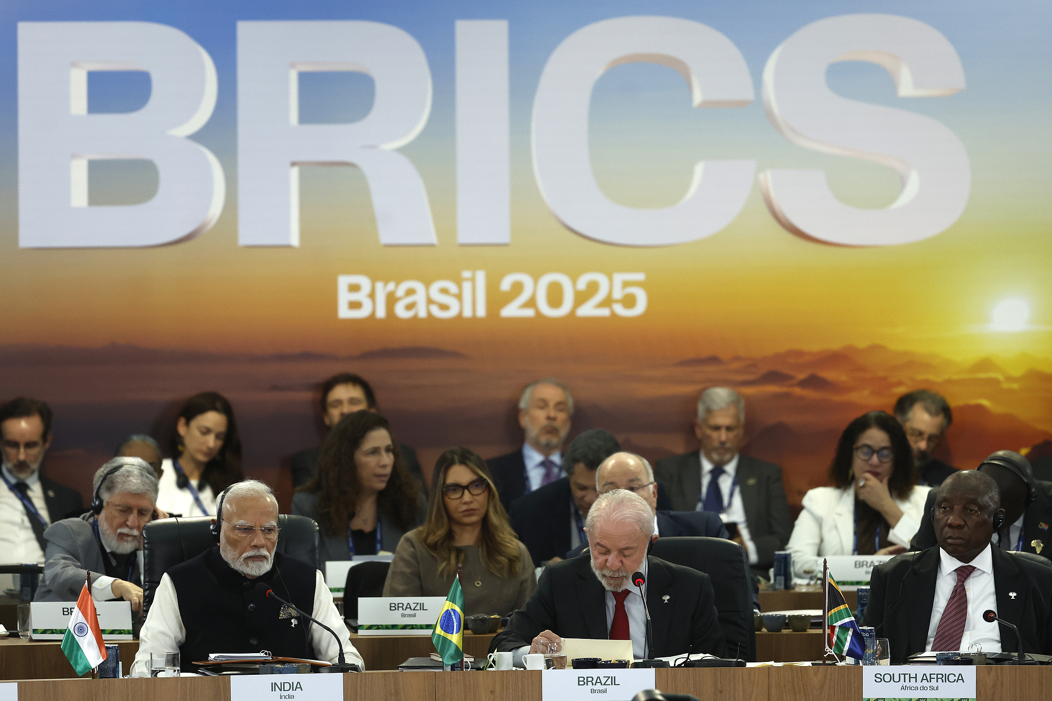 Le Premier ministre indien Narendra Modi, le président brésilien Luiz Inacio Lula da Silva et le président sud-africain Cyril Ramaphosa assistent au sommet des BRICS à Rio de Janeiro, Brésil, 6 juillet 2025. / CFP