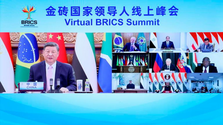La Chine appelle les pays du BRICS à défendre conjointement le multilatéralisme