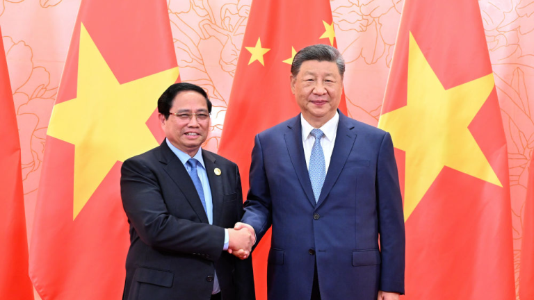 Le président chinois Xi Jinping rencontre le Premier ministre vietnamien