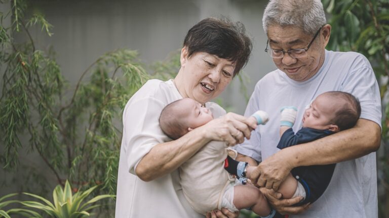 Changement démographique en Chine : les politiques se concentrent sur les personnes âgées et les jeunes