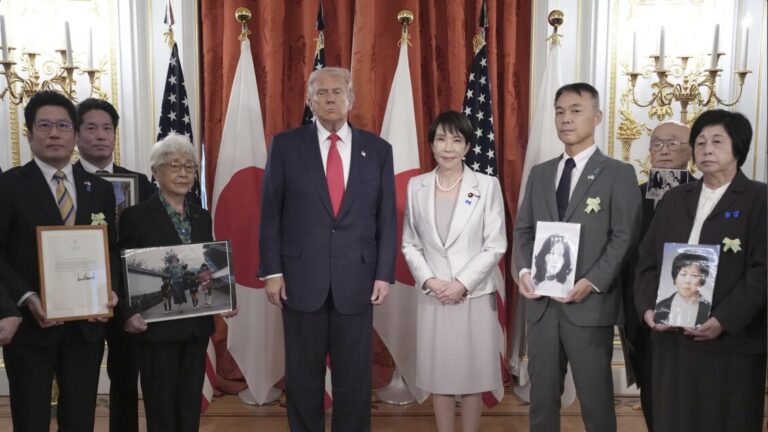 Trump meets Japanese families kidnapped by North Korea