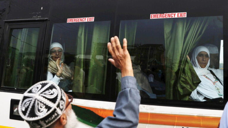 A bus carrying Indian pilgrims crashes in Arabia, ’45 dead’