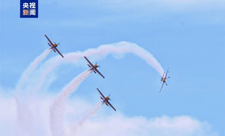 AERO Asia 2025 s&rsquo;ouvre avec des performances aériennes et des innovations passionnantes
