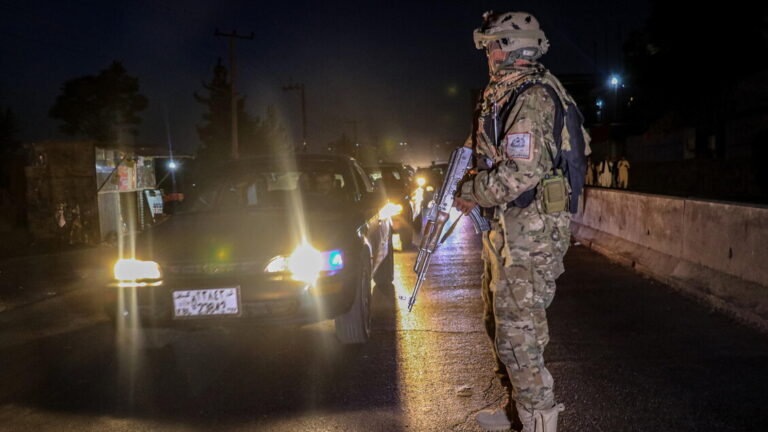 Pakistan, ‘patience is over, now it’s open war with Afghanistan’. Iran offers to mediate