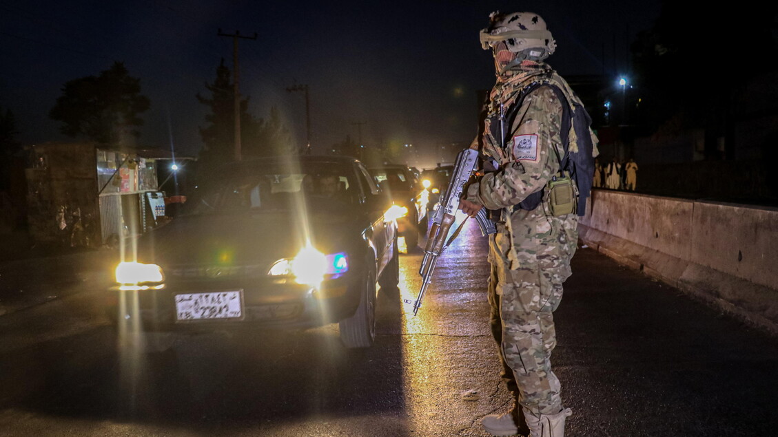 Pakistan, 'patience is over, now it's open war with Afghanistan'. Iran offers to mediate