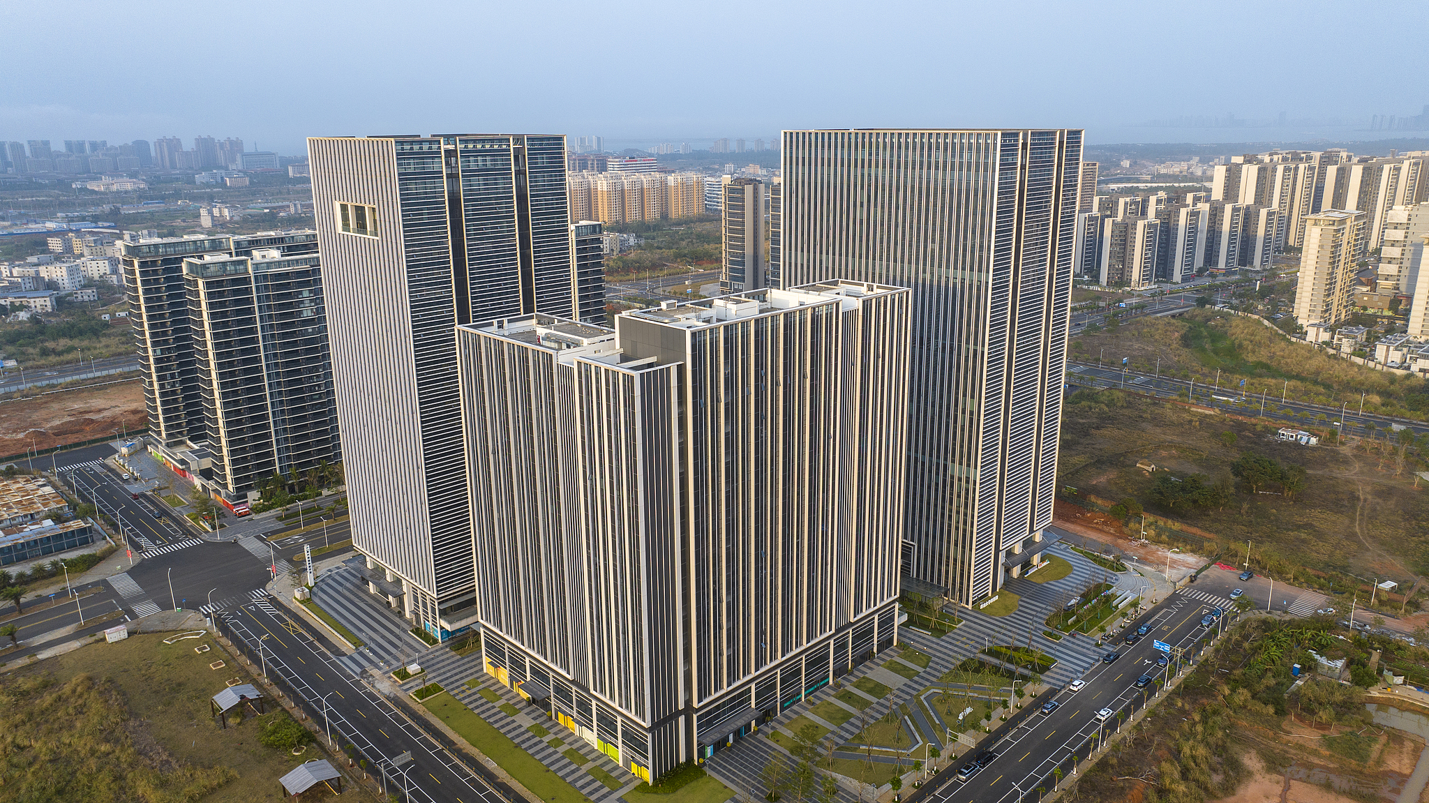   Le noyau de bâtiments du port numérique international Revival City, province de Hainan, 25 février 2026. /VCG