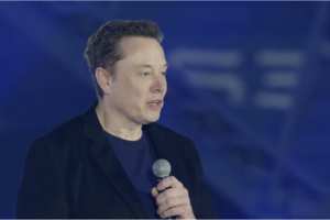 Elon Musk va construire ses propres puces d&rsquo;IA avec l&rsquo;aide des robots Optimus