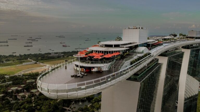 In Singapore, a maxi-contract goes to Woh Hup for the expansion of Marina Bay
                  
