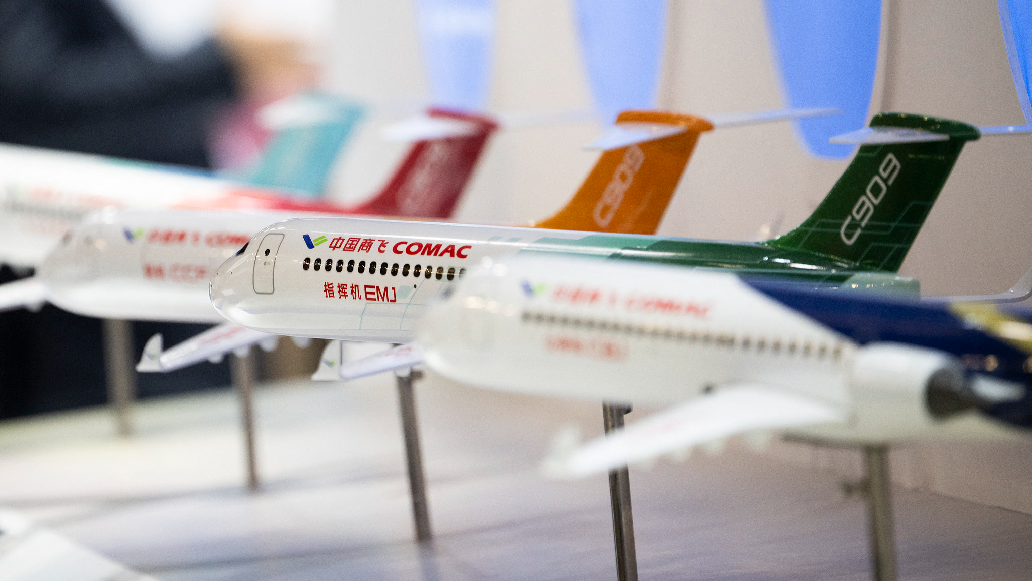 L'avionneur chinois COMAC lors de la 55e édition du Salon international du Bourget à l'aéroport Paris-Le Bourget, au Bourget, près de Paris, le 16 juin 2025. /VCG