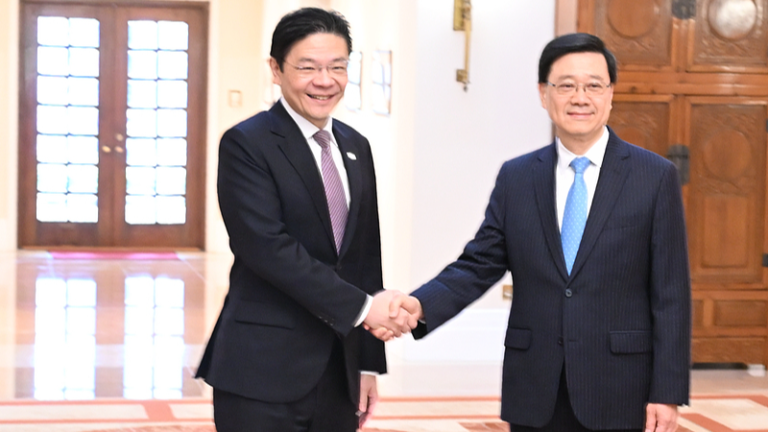 La visite de Lawrence Wong renforce la synergie stratégique entre la Chine et Singapour