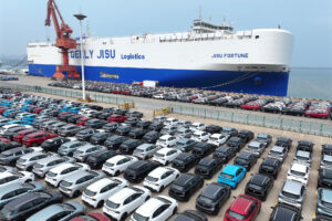 Les constructeurs automobiles chinois dépassent leurs rivaux japonais dans les ventes mondiales de véhicules