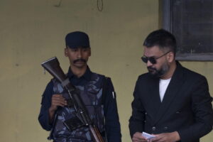 The former rapper Balen surpasses the former Nepalese prime minister in the same polling station