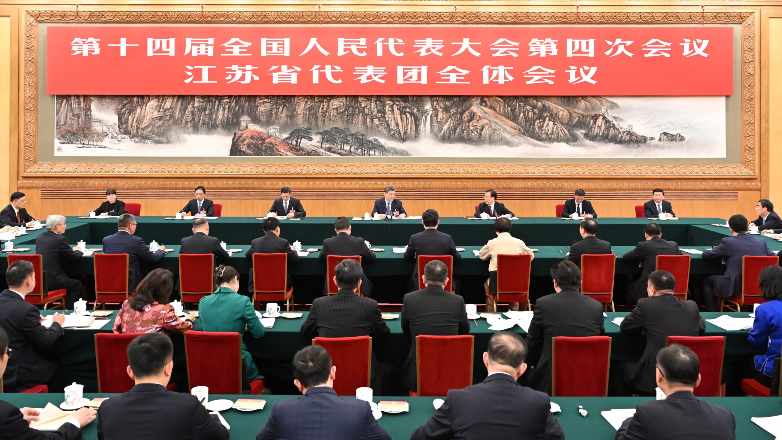 Xi exhorte les principales économies provinciales à explorer des solutions aux nouveaux problèmes