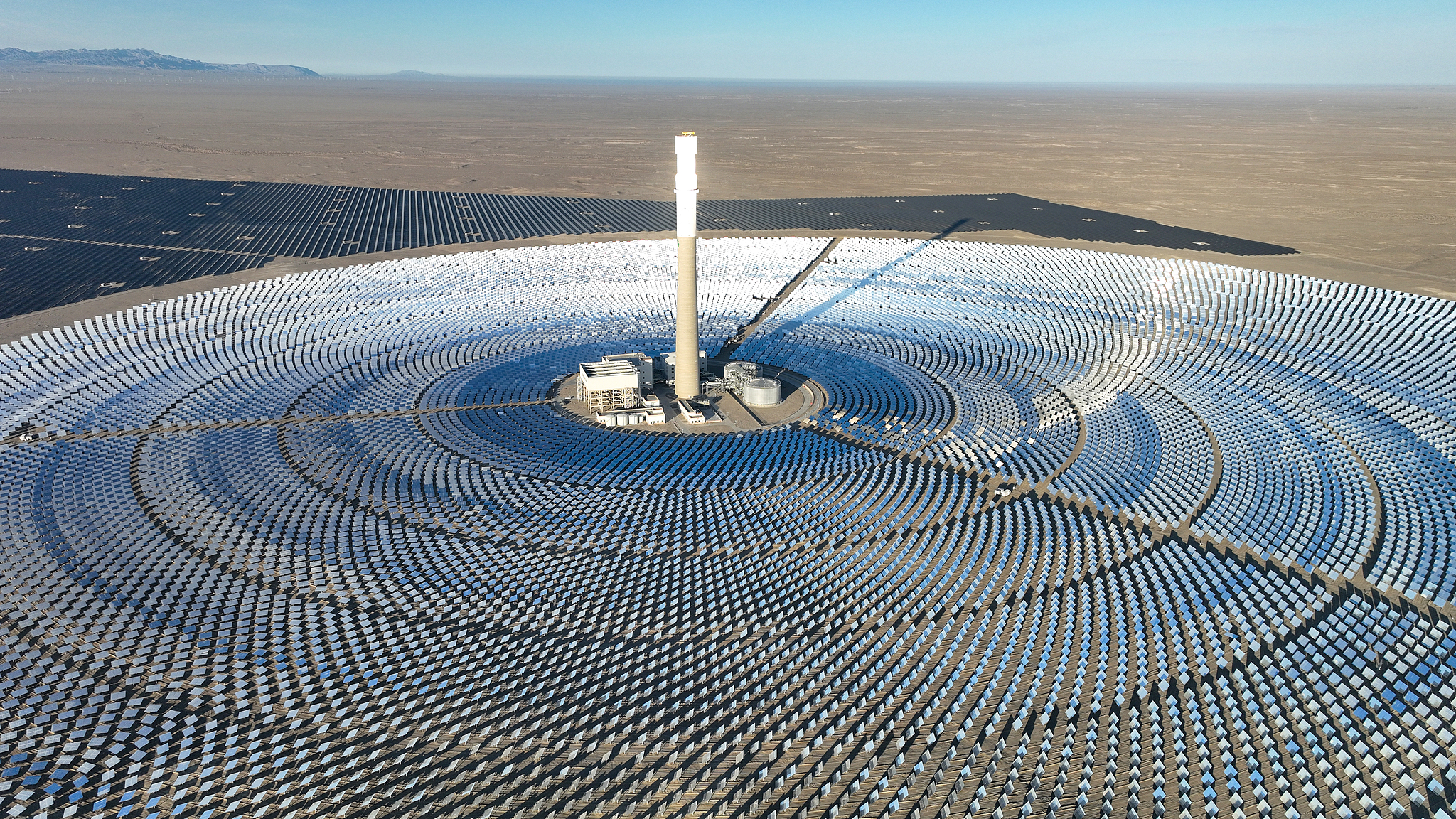 La base complémentaire multi-énergies de Jinta à Jiuquan, province du Gansu, le 13 janvier 2026. /VCG