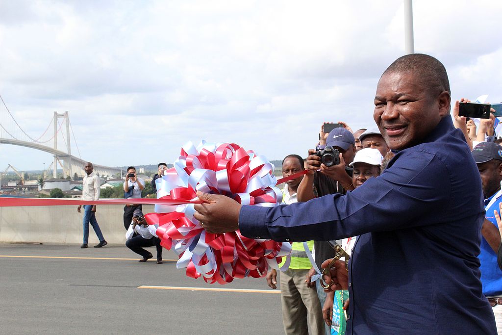 Le président Filipe Nyusi a assisté à la cérémonie d'inauguration du pont Maputo-Katembe à Maputo, au Mozambique, le 11 novembre 2018. /VCG