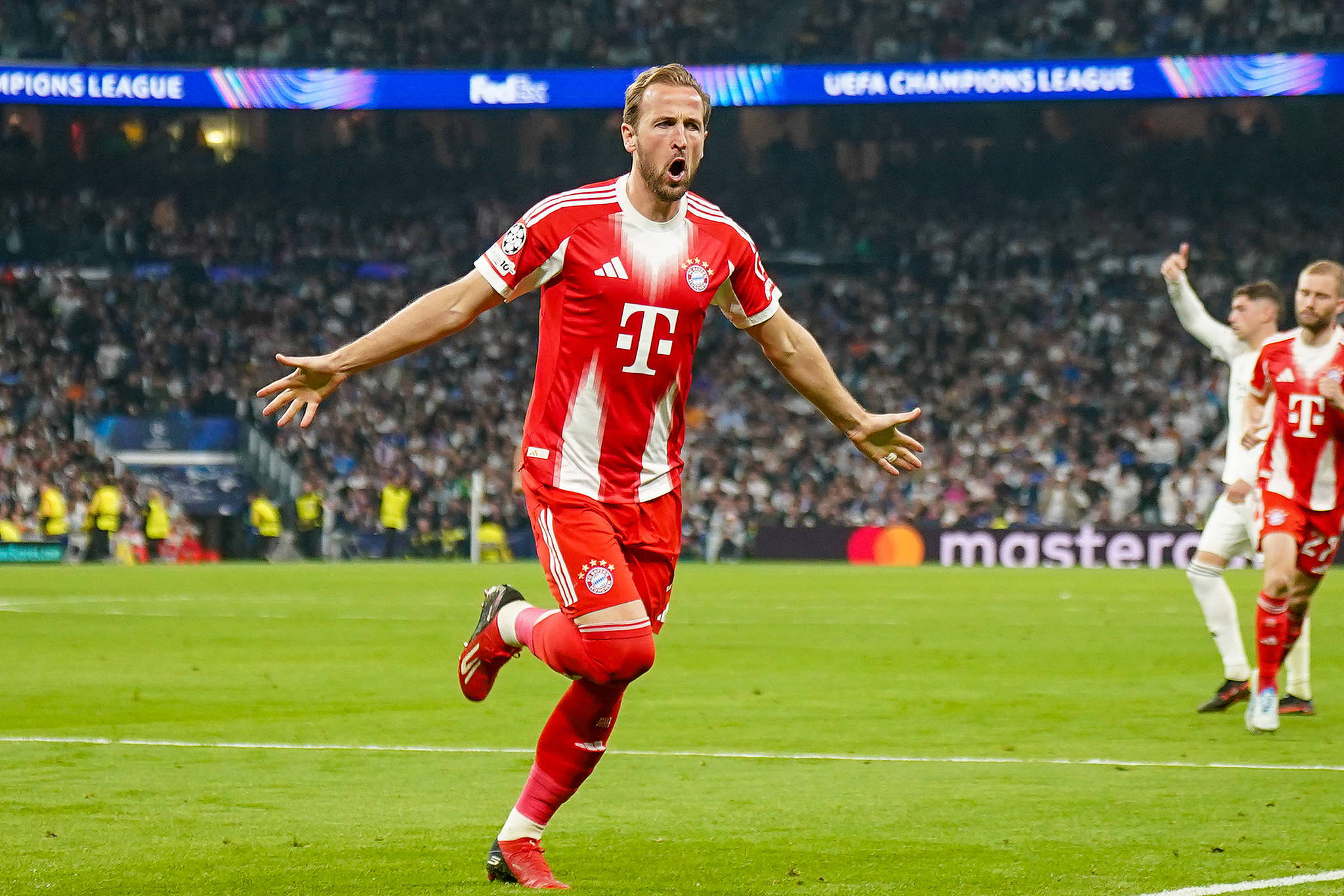 Harry Kane du Bayern Munich célèbre son but lors du quart de finale aller de la Ligue des Champions entre le Real Madrid et le Bayern au stade Santiago Bernabeu de Madrid, Espagne, le 7 avril 2026. /VCG