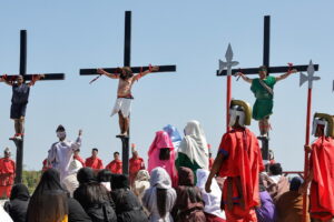 In the Philippines, Good Friday floggings continue to attract crowds