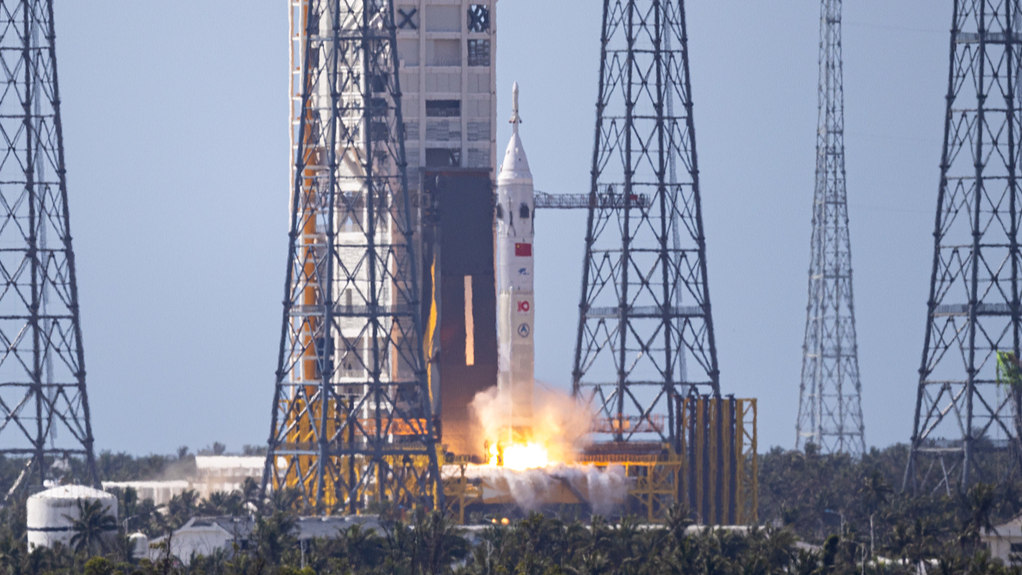 La Chine effectue des tests impliquant sa fusée lourde de nouvelle génération et son vaisseau spatial habité de nouvelle génération sur le site de lancement spatial de Wenchang, dans la province de Hainan, dans le sud de la Chine, le 11 février 2026. /VCG