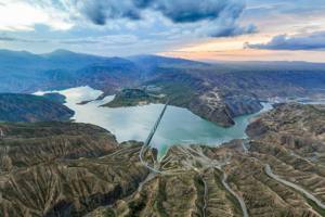 La capacité d&rsquo;énergie renouvelable de la Chine atteint 2,4 milliards de kW d&rsquo;ici fin mars