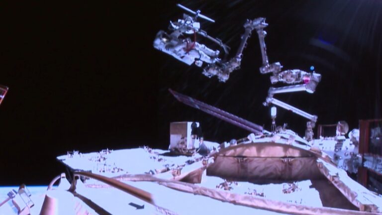 L&rsquo;équipage de Shenzhou-21 termine sa troisième sortie dans l&rsquo;espace et sa mission est prolongée d&rsquo;un mois