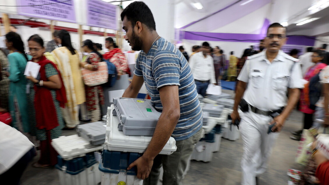 Polls open in India, electoral challenge in West Bengal