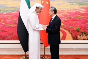 Wang Yi : Le blocus du détroit d&rsquo;Ormuz n&rsquo;est pas dans l&rsquo;intérêt commun