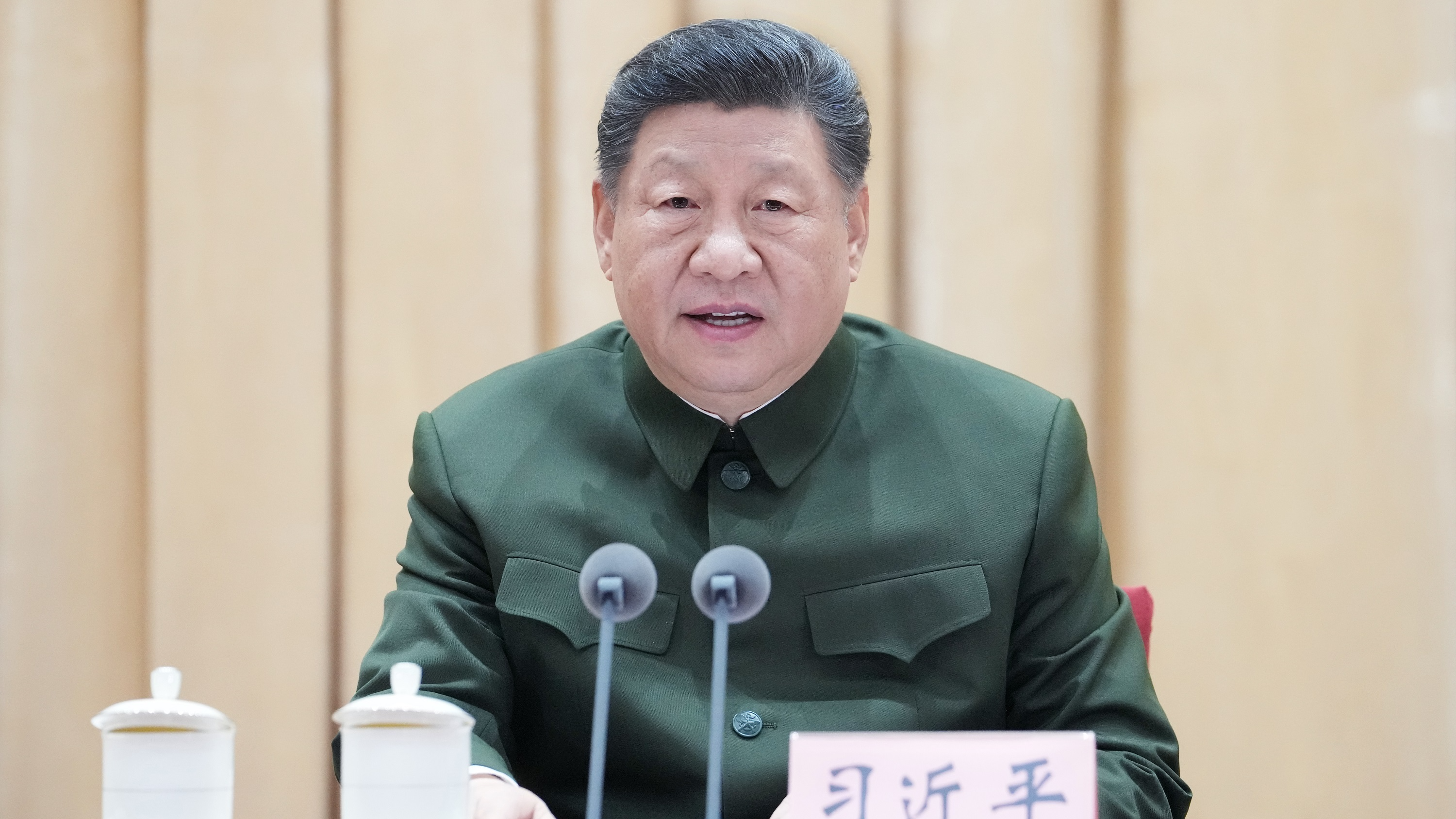 Le président chinois Xi Jinping, également secrétaire général du Comité central du Parti communiste chinois et président de la Commission militaire centrale, s'adresse à une séance de formation destinée aux hauts responsables militaires à Pékin, en Chine, le 8 avril 2026. /CMG