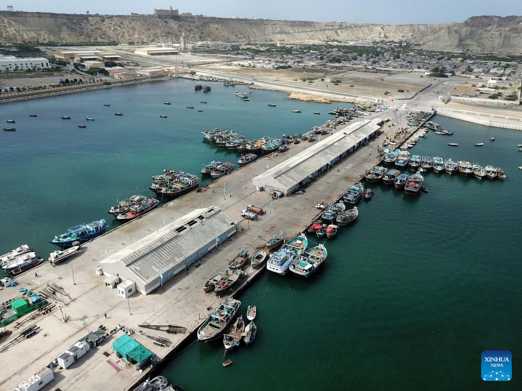 Une photo aérienne d'un drone montre un chantier naval de pêcheurs près du port de Gwadar, dans le sud-ouest du Pakistan, le 17 septembre 2024. /CFP