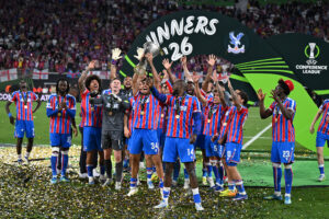 Crystal Palace devance Rayo Vallecano et remporte le premier titre européen du club