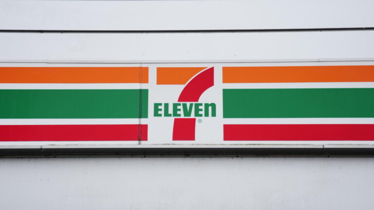 Goodbye to Suzuki, the father of 7-eleven in Japan