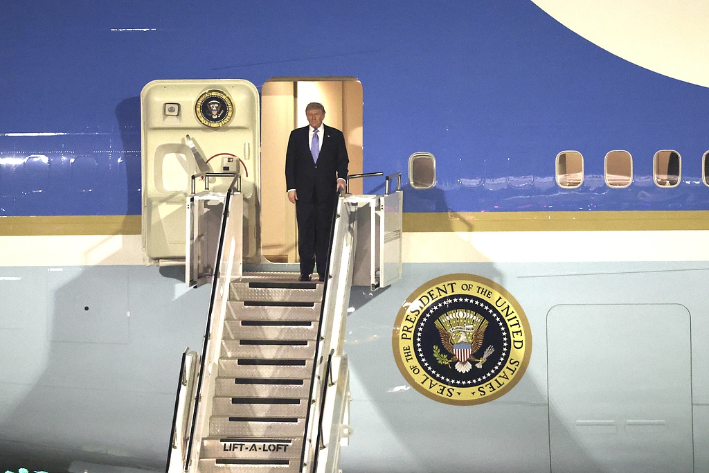 Le président américain Donald Trump est arrivé à Pékin mercredi soir pour une visite d'État en Chine, le 13 mai 2026. /VCG