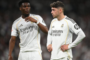 Le Real Madrid inflige une amende de 500 000 euros à Tchouameni et Valverde pour rupture