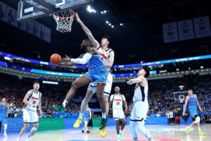 Les Beijing Ducks battent les Guangdong Southern Tigers et atteignent les demi-finales de la CBA