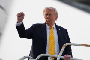Les tarifs douaniers de Trump et le retrait des troupes aggravent le fossé transatlantique