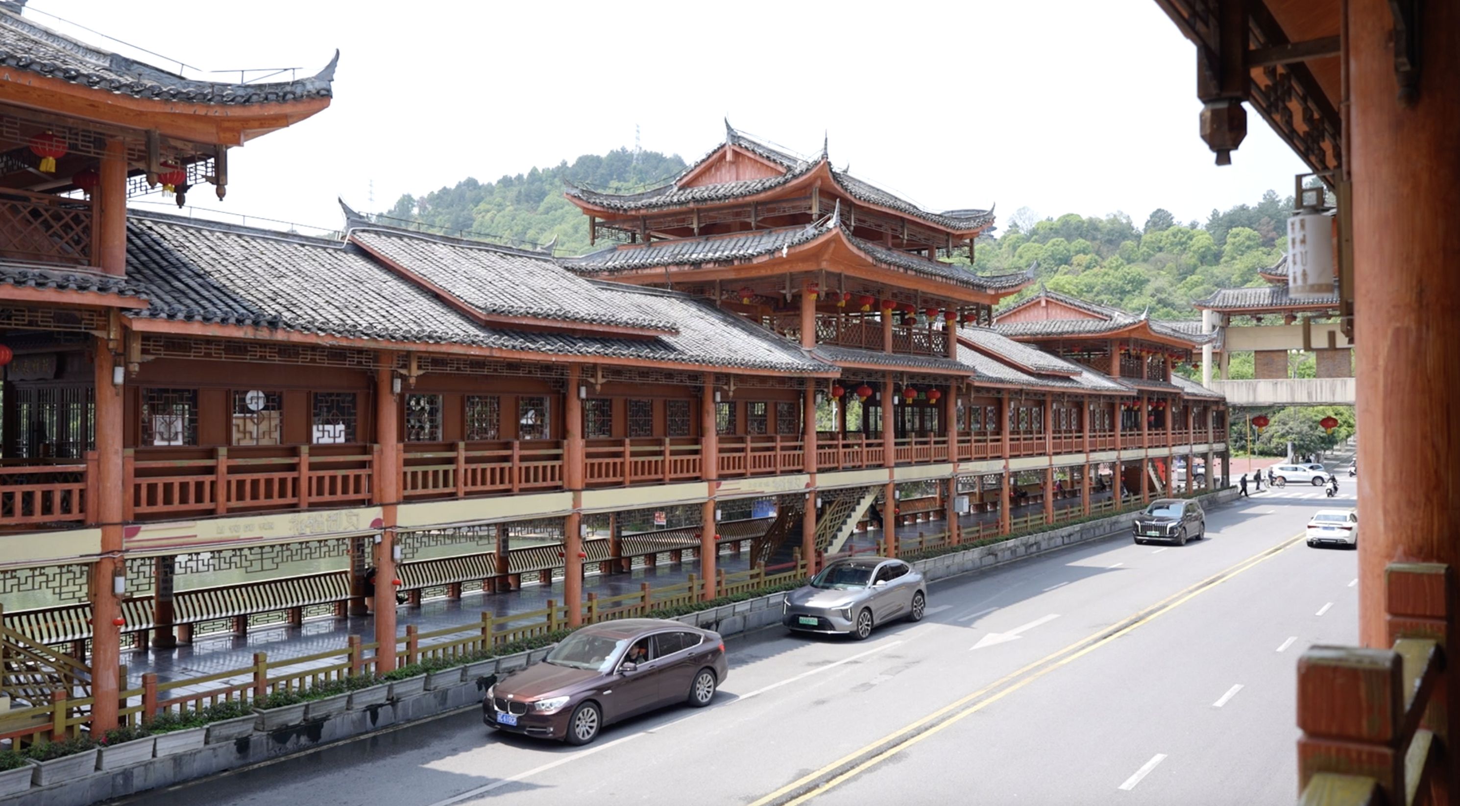 Pont Xishan à Duyun, province du Guizhou, sud-ouest de la Chine. /CGTN
