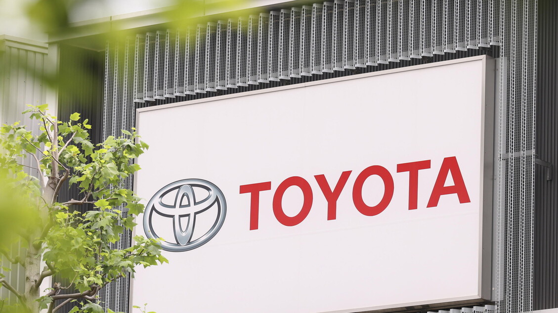 Toyota will reduce production by 83,000 vehicles due to the war in the Middle East