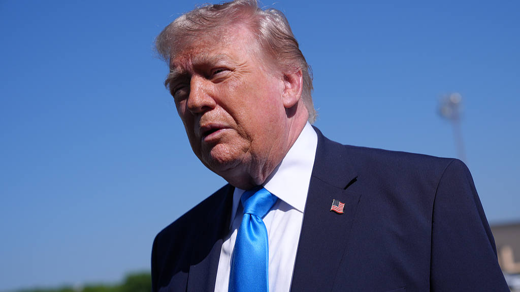 Le président américain Donald Trump s'adresse à la presse avant de monter à bord d'Air Force One à la base commune d'Andrews, Maryland, États-Unis, le 20 mai 2026. /VCG