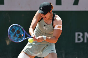 Wang Xiyu atteint le troisième tour de Roland-Garros alors que Wang Xinyu sort à Paris