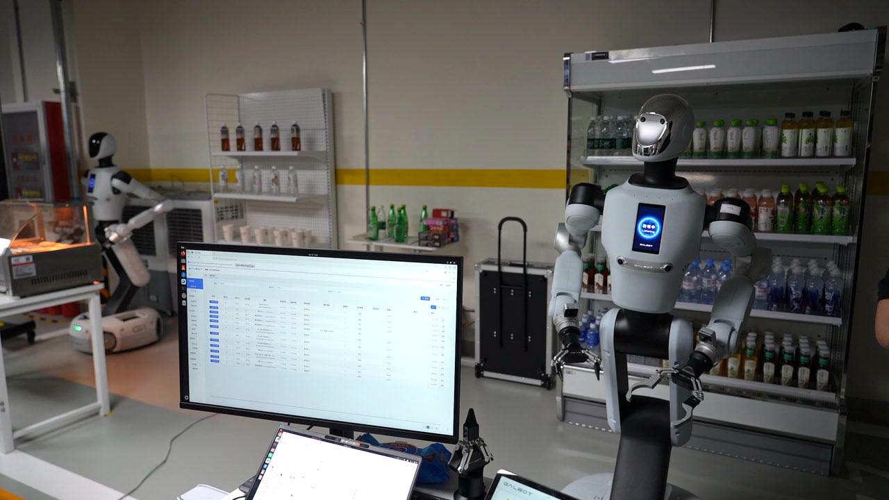 Les robots Galbot G1 en démonstration. /CGTN