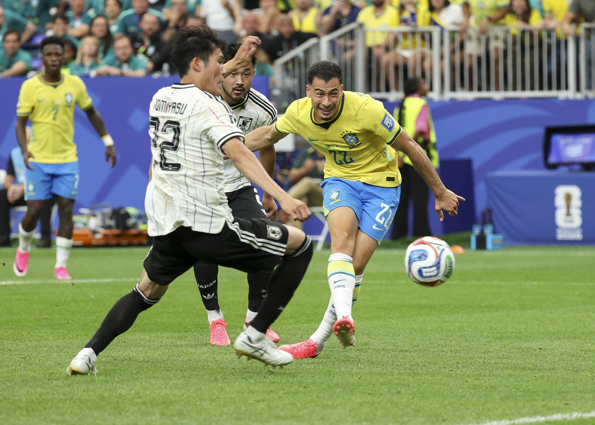 L'attaquant brésilien Gabriel Martinelli (#22) tire pour marquer un but en huitièmes de finale contre le Japon lors de la Coupe du Monde de la FIFA 2026 à Houston, Texas, le 29 juin 2026. /VCG