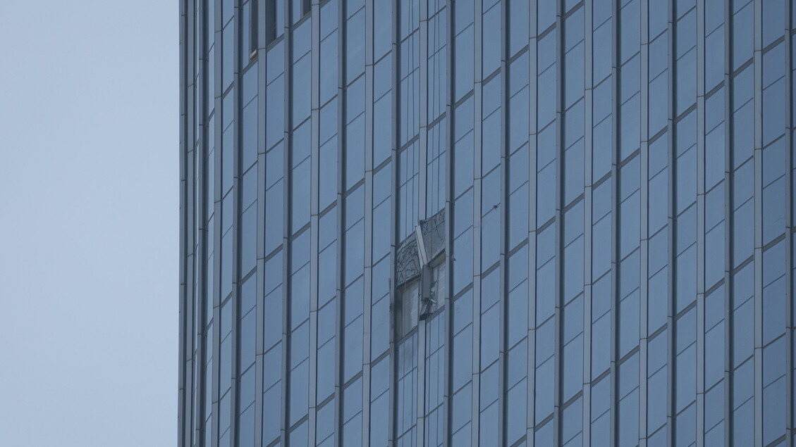 Beijing, the pilot of the plane that crashed into a skyscraper yesterday died
