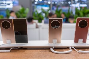 Des monomères aux téléphones phares : une histoire de chaîne d&rsquo;approvisionnement au CISCE