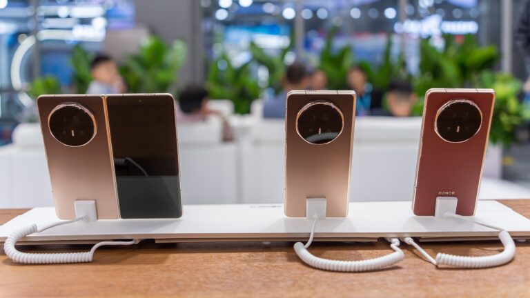 Des monomères aux téléphones phares : une histoire de chaîne d&rsquo;approvisionnement au CISCE