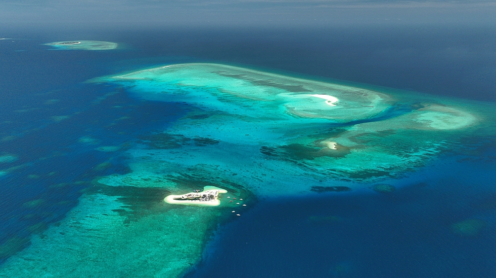 Photo non datée d'une vue des îles Xisha situées dans la partie nord-ouest de la mer de Chine méridionale. /CFP